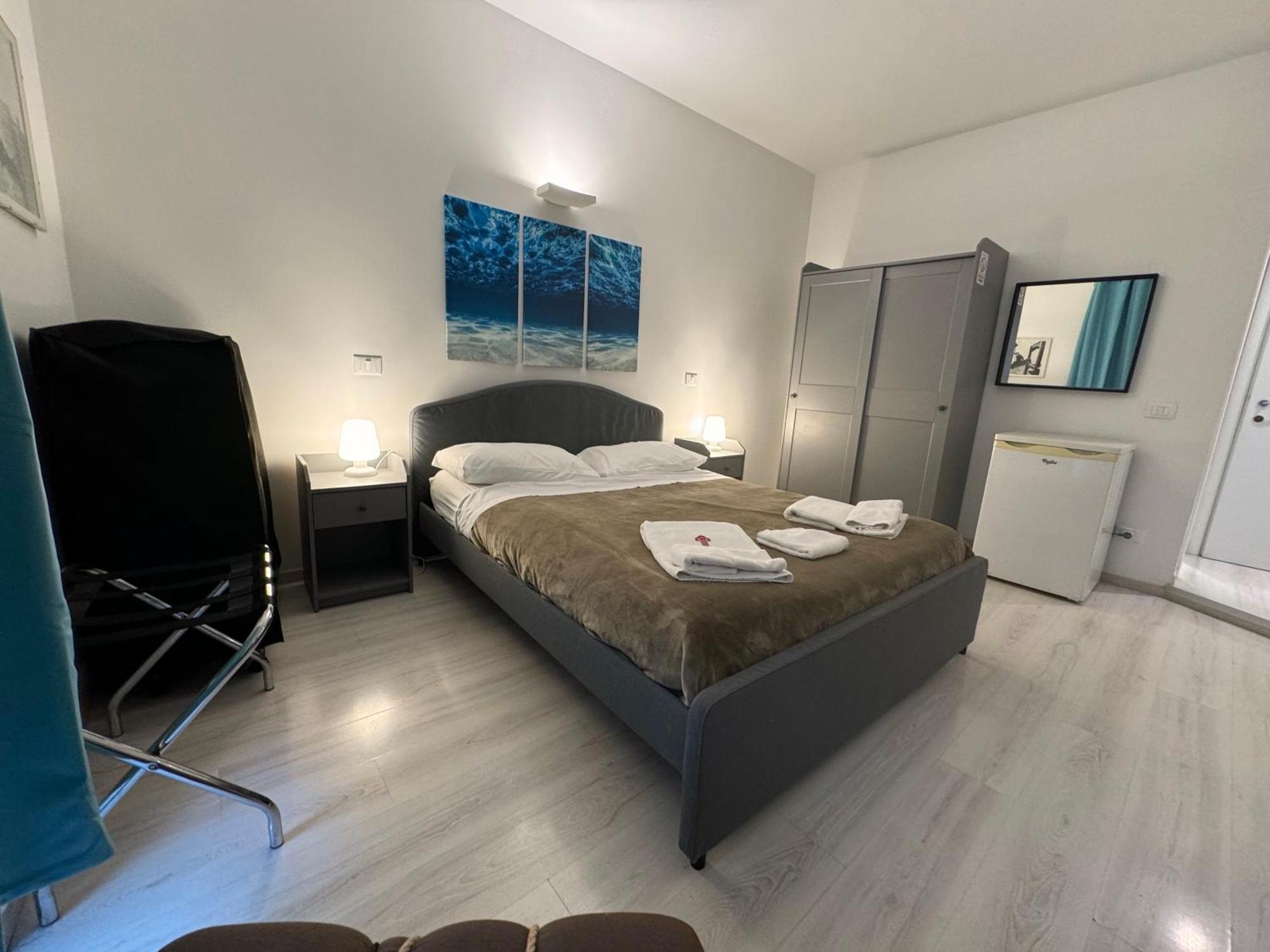 Tiburtina Suites, Pensión Roma