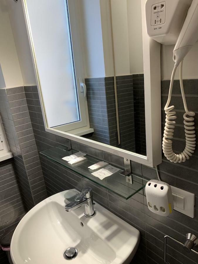 Tiburtina Suites, Gasthof 2*